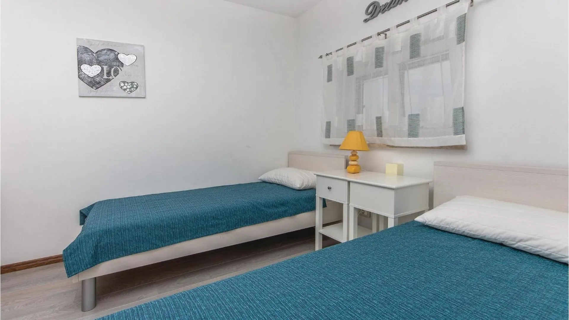 3 Bedroom Nice Apartment In Kanfanar